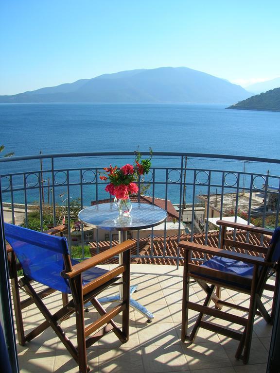 Olive Bay Hotel Ajía Effimía Kültér fotó