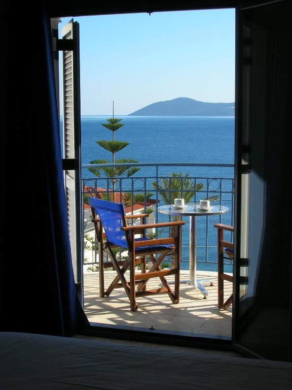 Olive Bay Hotel Ajía Effimía Szoba fotó