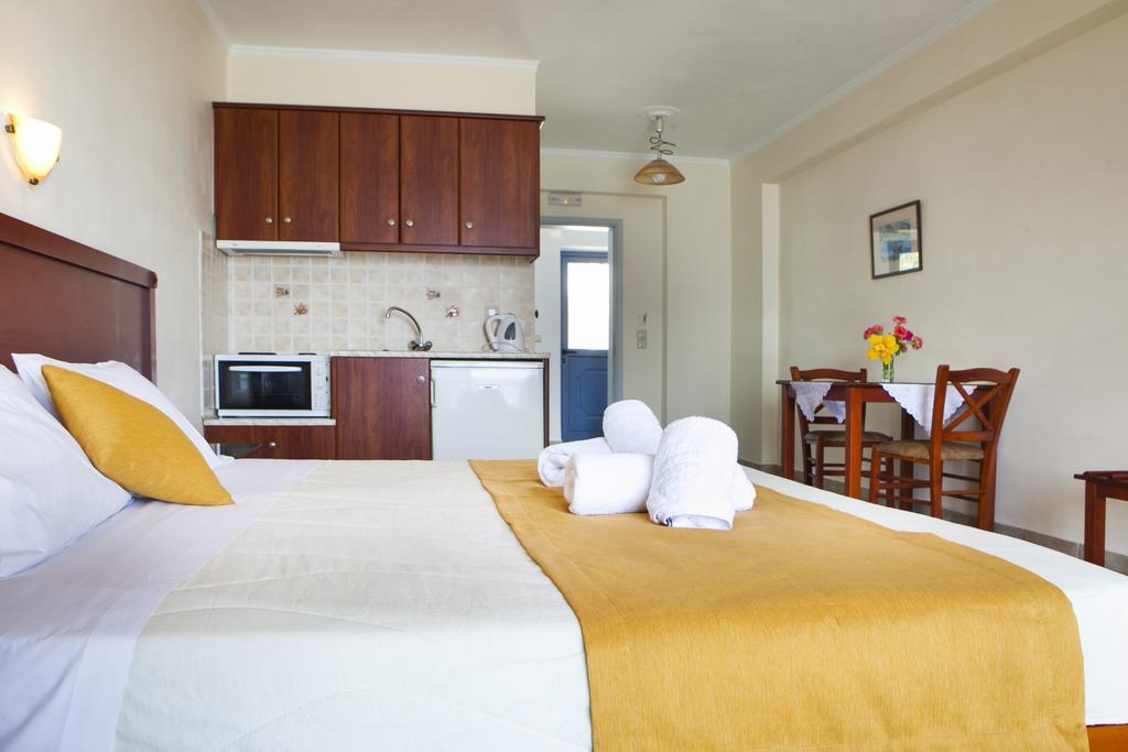 Olive Bay Hotel Ajía Effimía Szoba fotó